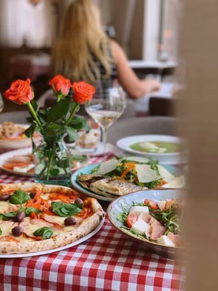 How to Judge Vegan Restaurants When the Word “Vegan” Isn’t on the Sign